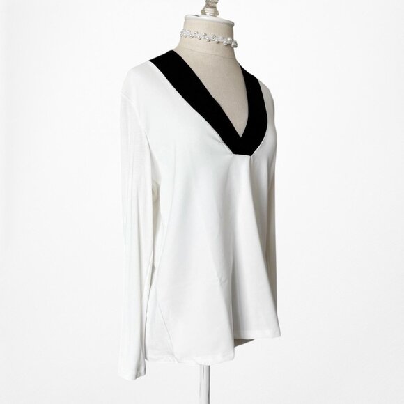 Mango White Black Colorblock Long Sleeve VNeck Blouse Knit Top Size XS/S - Picture 6 of 8